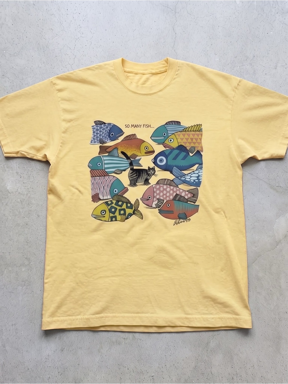 Yellow "So Many Fish" Graphic Tee - Pets
Fish